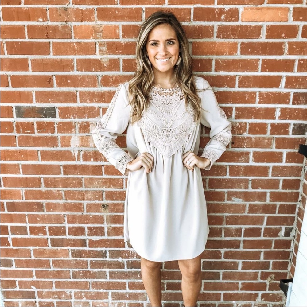 🚫SOLD🚫NWT Creme Brûlée Boutique Dress